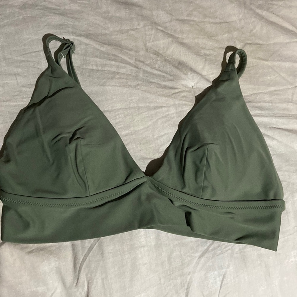 Aerie triangle top size large sage green
